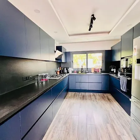 Karmi'de Rueya Gibi Tatil Kyrenia (Northern Cyprus)