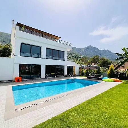 Karmi'de Rueya Gibi Tatil Villa *