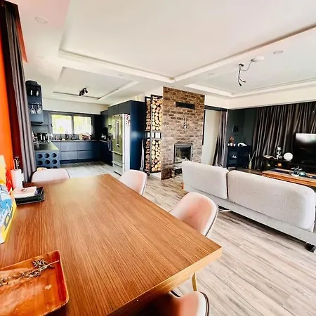 Karmi'de Rueya Gibi Tatil Willa